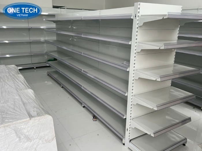 Kệ siêu thị lưng tôn liền cho các cửa hàng yêu cầu độ bền