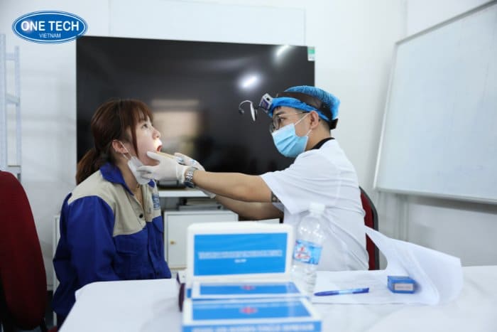 Hình ảnh khám sức khỏe tại nhà máy 06