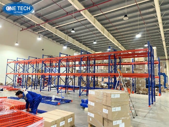 Lắp đặt hệ thống kệ hạng nặng