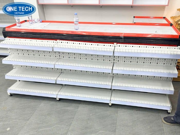 Kệ mini trước quầy thu ngân tăng mua hàng ngẫu hứng