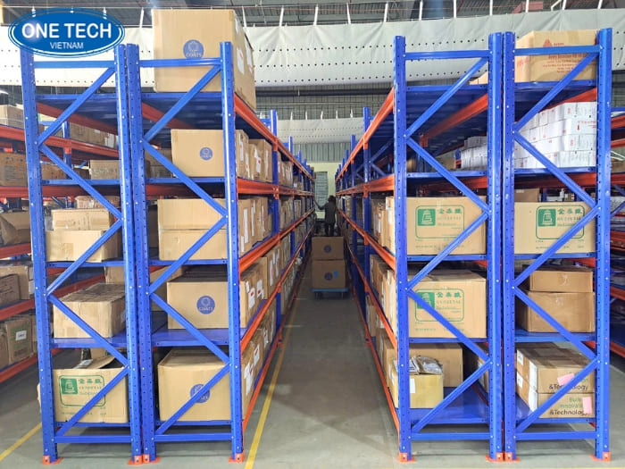 Kệ sắt cho kho hàng lưu trữ ở Bắc Ninh