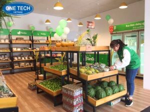 One Tech Group - Sản xuất kệ trưng bày chuyên nghiệp