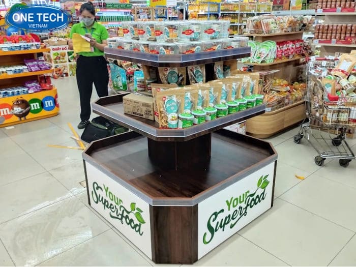 Kệ gỗ 3 tầng trưng bày thực phẩm chay