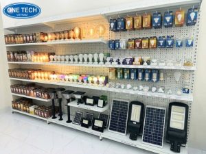 Kệ lưng tôn trưng bày bóng đèn chuyên nghiệp