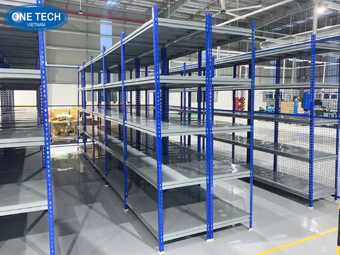 Kệ sắt V cài tại Quảng Ninh
