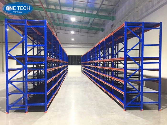 Kho có quy mô đến 3200m2