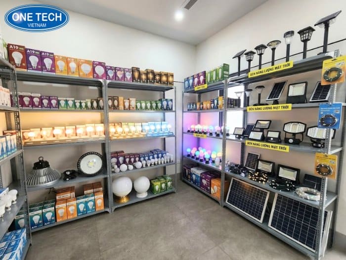 Tầm quan trọng của kệ để bóng đèn