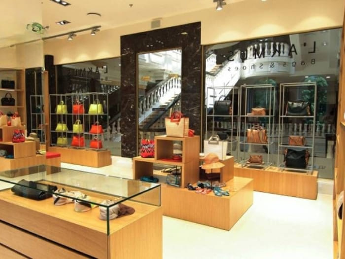 Tiêu chí cần có khi thiết kế shop túi xách đẹp