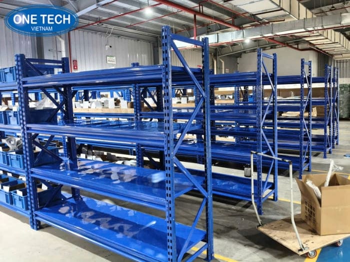 Chất liệu sản xuất kệ kho trung tải