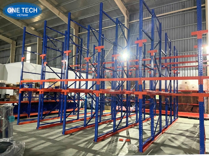 Hình ảnh dự án kệ Drive In tại Hưng Yên 05