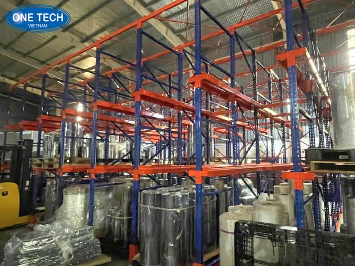 Hình ảnh dự án kệ Drive In tại Hưng Yên 06