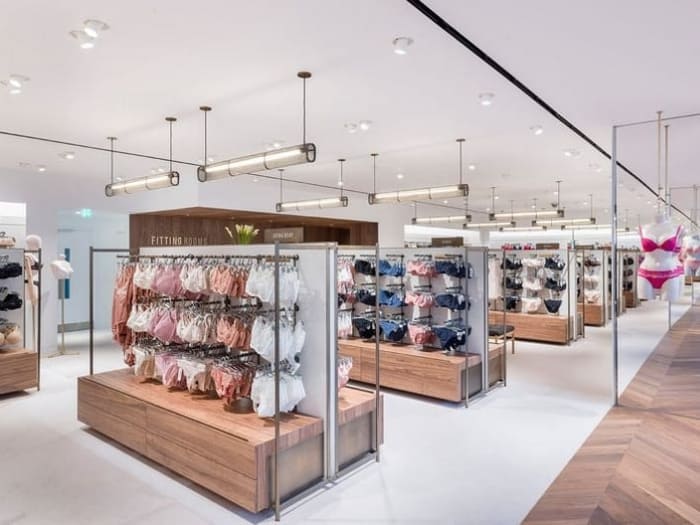 Mẫu thiết kế shop đồ lót quy mô lớn