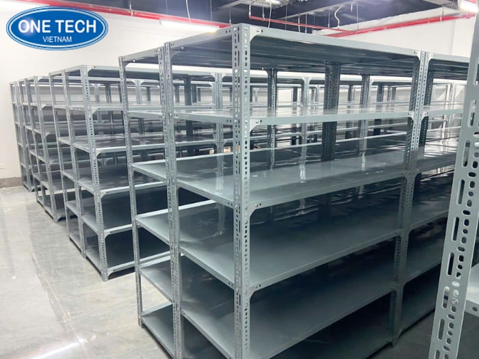 Kệ sắt v lỗ để hàng nhẹ giá rẻ
