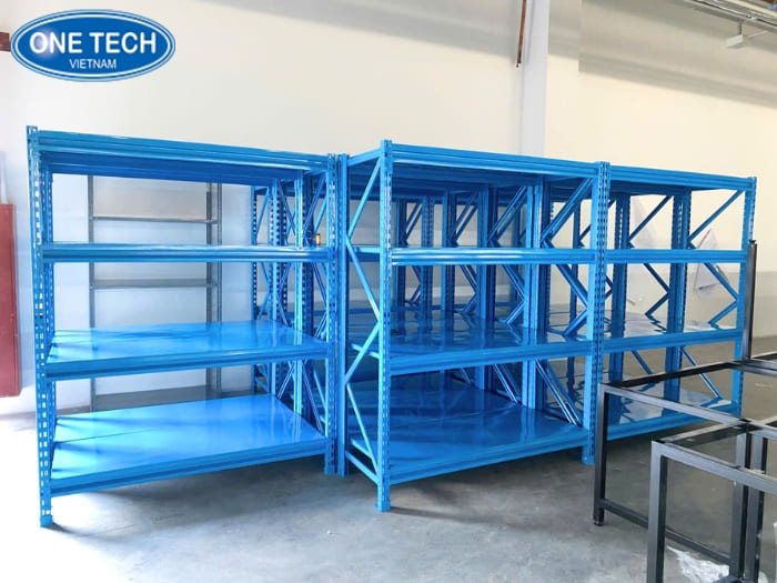 Kệ trung tải màu xanh dương
