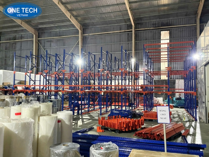Quy mô kho chỉ khoảng 1200m2