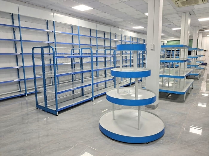 Cung cấp đa dạng mẫu kệ trưng bày