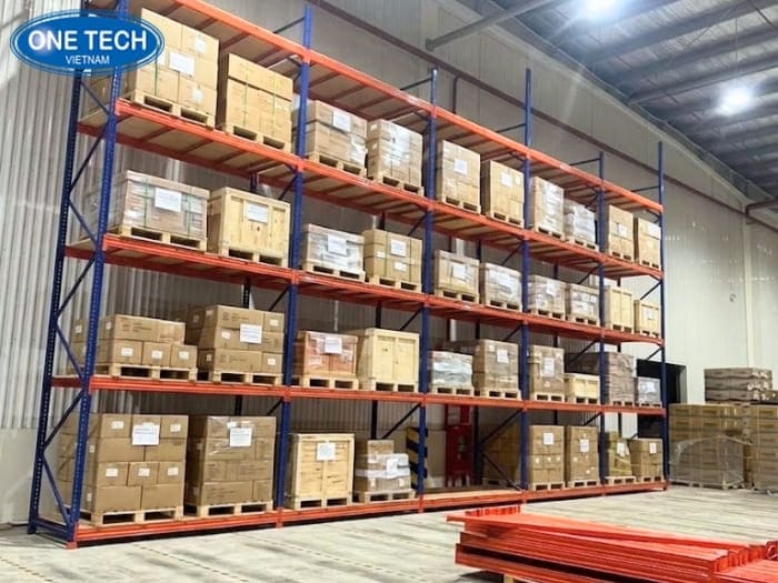 Chi phí đầu tư kệ kho Selective