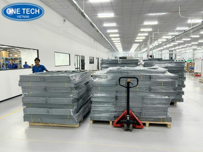 Hình ảnh chi tiết dự án kệ trung tải tại KTG Industrial 14