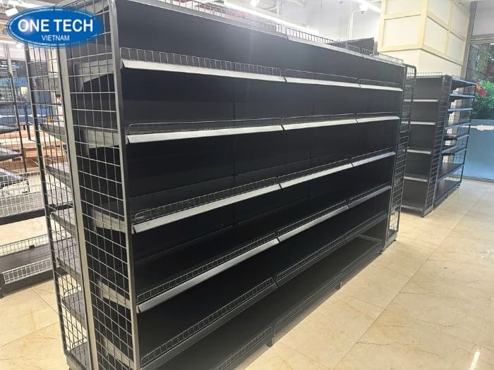 Kệ siêu thị 7 tầng màu đen lưng tôn chắn lưới 2 đầu