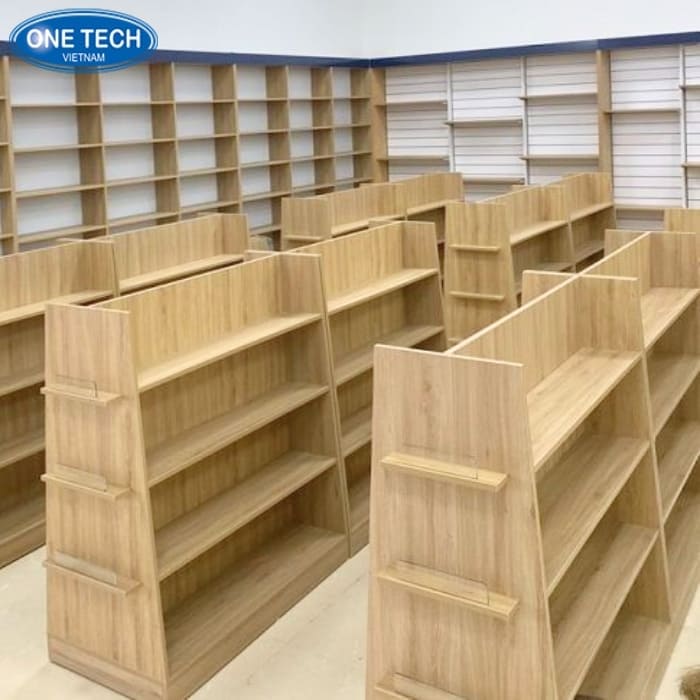Kệ gỗ 2 mặt đặt giữa nhà