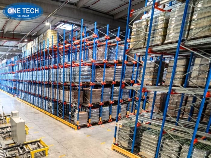 Kệ kho hàng Khánh Hòa bền bỉ trong mọi điều kiện 