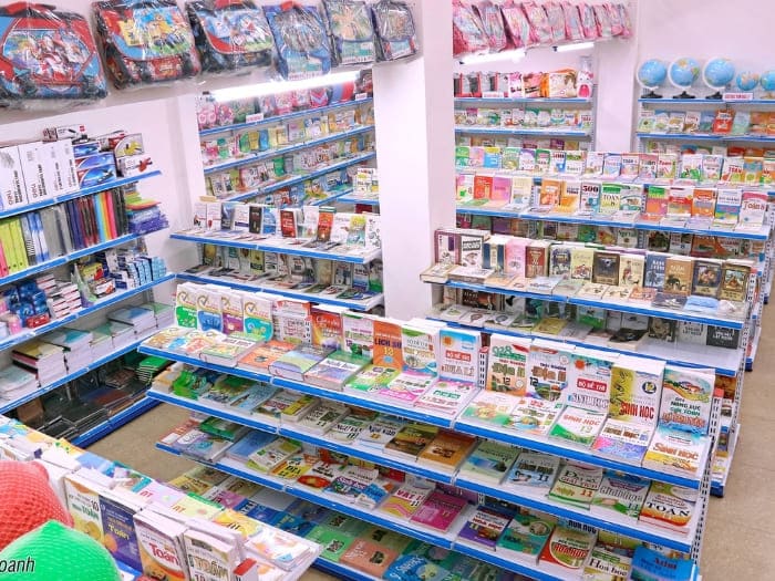 Kinh nghiệm chọn kệ sách chuyên nghiệp