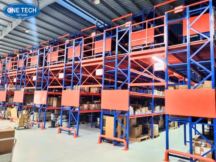 Thi công kệ kho tại Sơn La giá tốt, độ bền cao