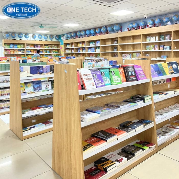 Tổng hợp mẫu kệ gỗ Đà Nẵng cho cửa hàng