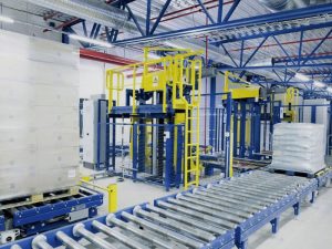 Băng tải con lăn dùng để vận hành pallet