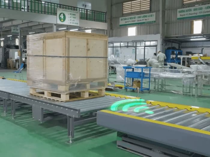 Tìm hiểu về băng tải dùng vận chuyển pallet