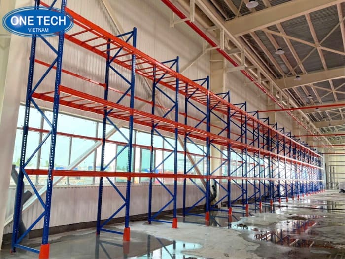 Kệ được sản xuất từ thép chịu lực chất lượng cao
