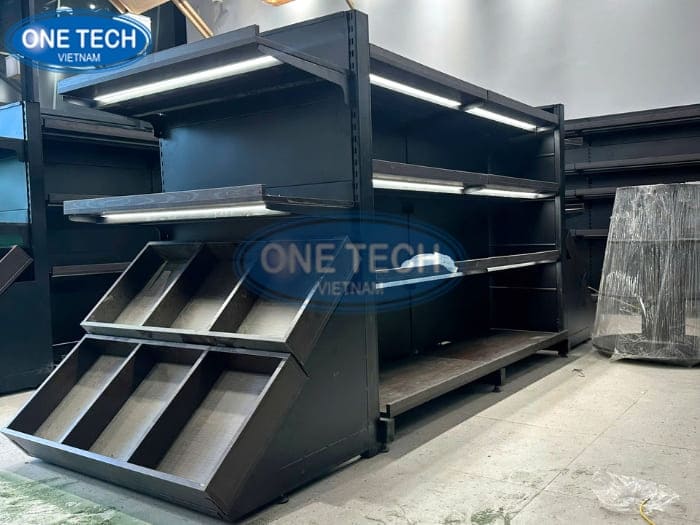 Kệ phối mặt gỗ tạo điểm nhấn cho từng ngành hàng