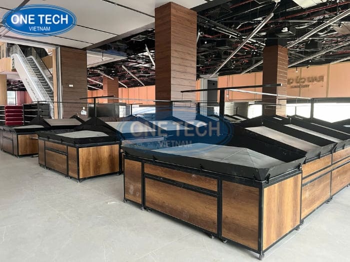 Kệ rau củ quả phối gỗ và thép cỡ lớn