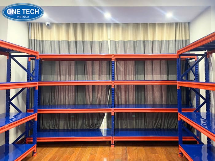 Kệ trung tải 4 tầng sơn tĩnh điện 