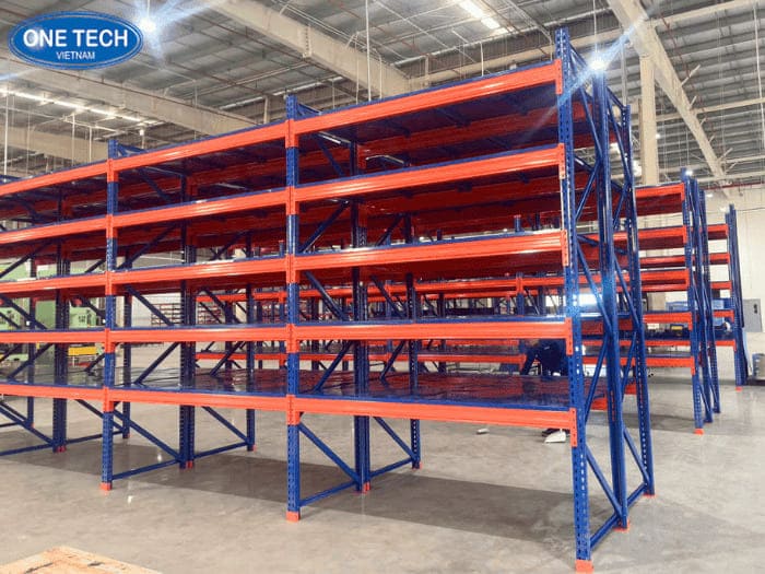 Phân loại kệ theo tải trọng