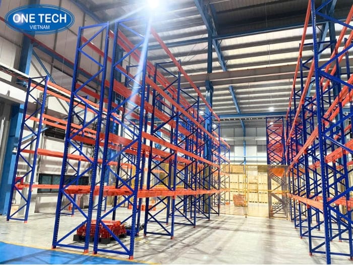 7 dòng kệ kho hàng công nghiệp có độ bền cao