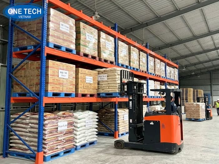 Giá bán kệ Selective cho kho thực phẩm khô
