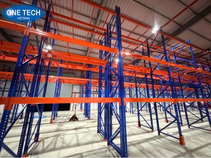 Hình ảnh dự án kệ kho cho thương hiệu Katinat 03