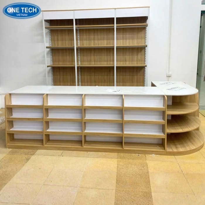 Bàn thu ngân gỗ tại Đồng Tháp