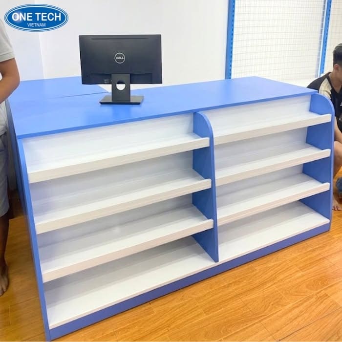 Bàn thu ngân màu xanh dương