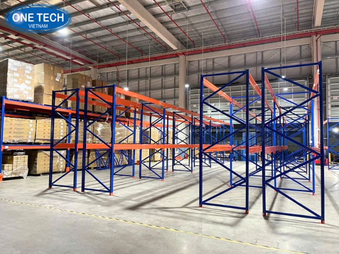 Địa chỉ mua kệ trong warehouse uy tín, chất lượng