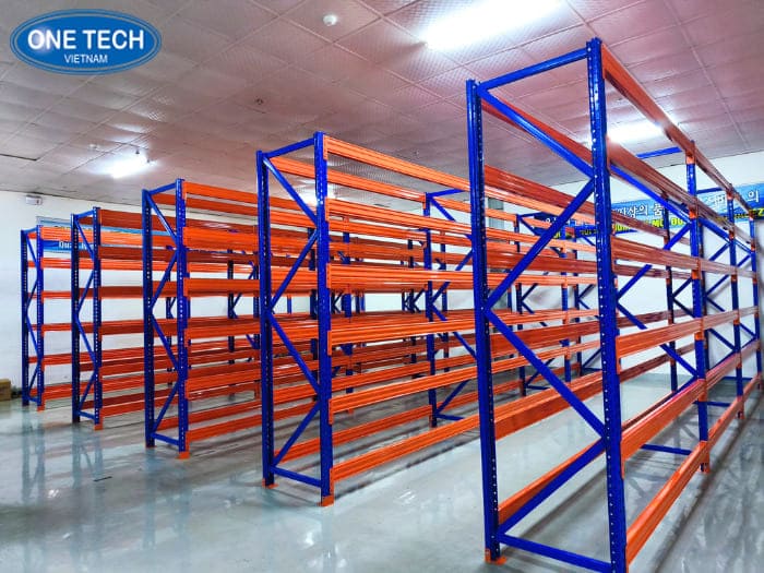 Kệ Selective cho kho nhiều chủng loại