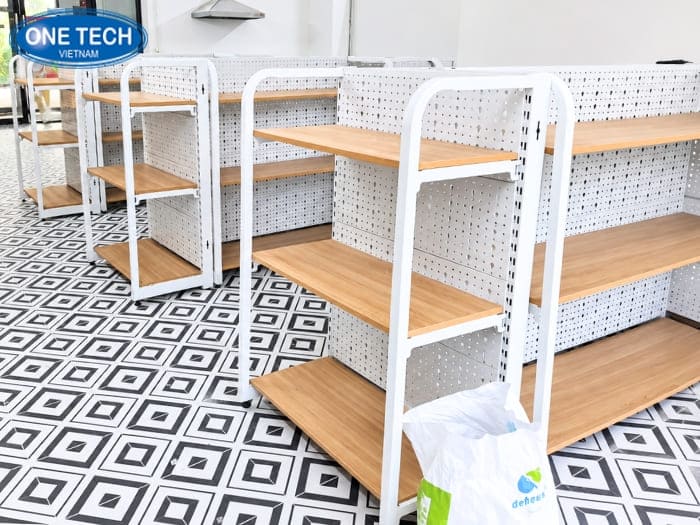 Kệ gỗ lưng tôn chuyên nghiệp