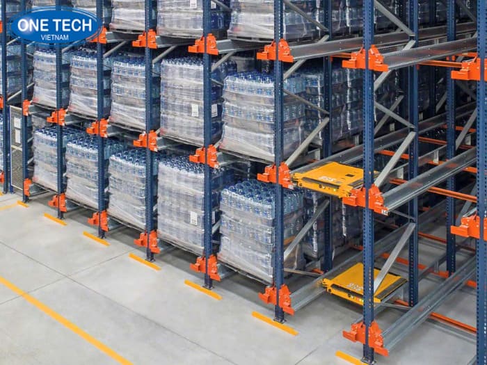 Kệ Radio Shuttle cho warehouse hiện đại