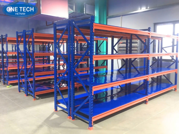 Kệ sắt trung tải chuyên dùng lưu trữ hàng hóa
