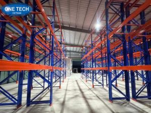 Hệ thống được thiết kế với 105 bộ kệ hạng nặng