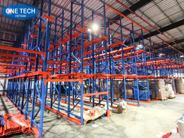 Hình ảnh dự án kệ Drive In cho công ty Nam Á 04