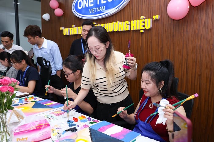 Hình ảnh trong buổi workshop của One Tẹch Group 21