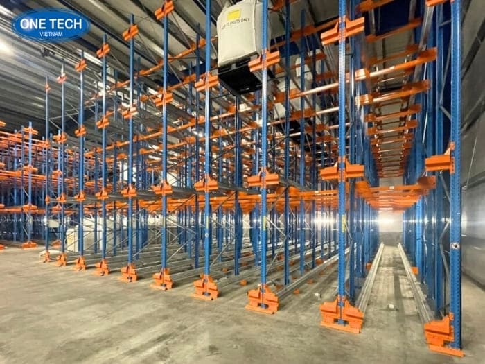 Kệ Drive In tối ưu diện tích làm lối di chuyển trong kho