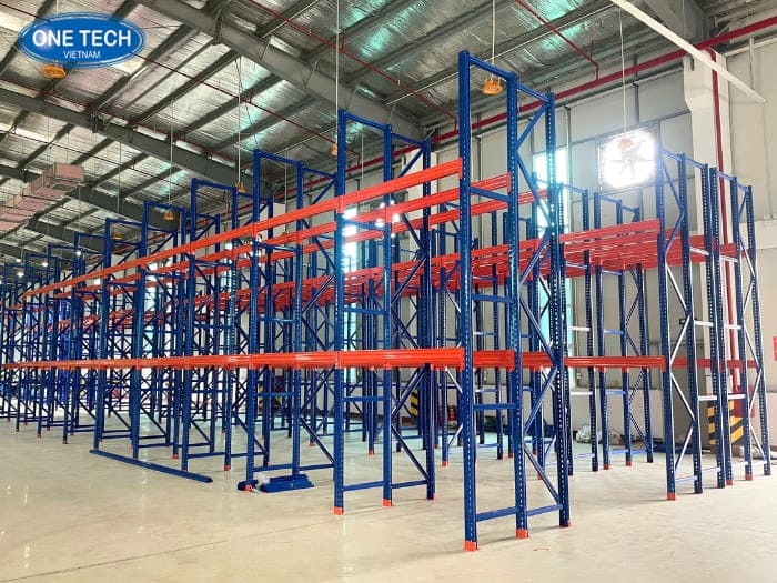 Kệ sắt hạng nặng sơn tĩnh điện